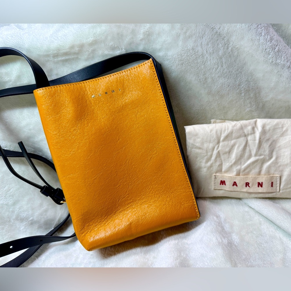 Marni nano Museo Soft shoulder bag